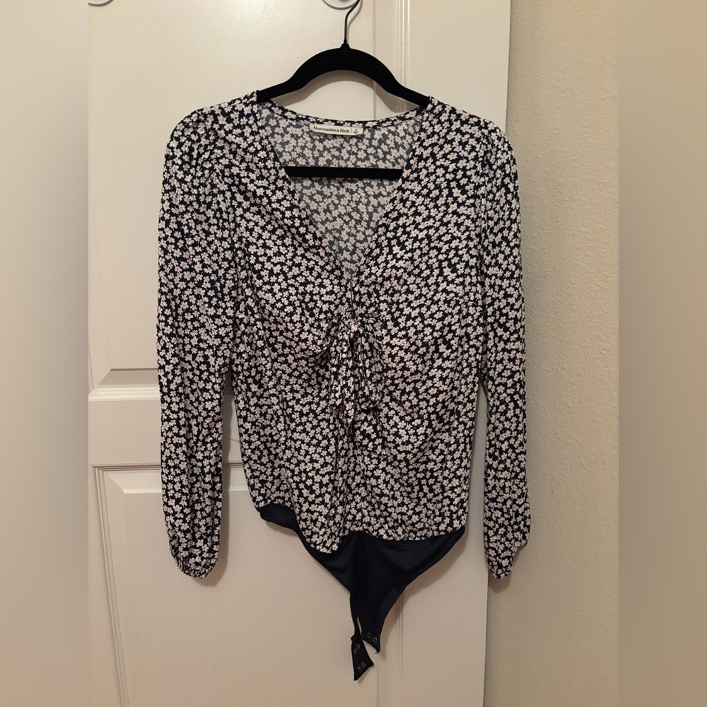 Abercrombie & Fitch Black and White Floral Bodysuit